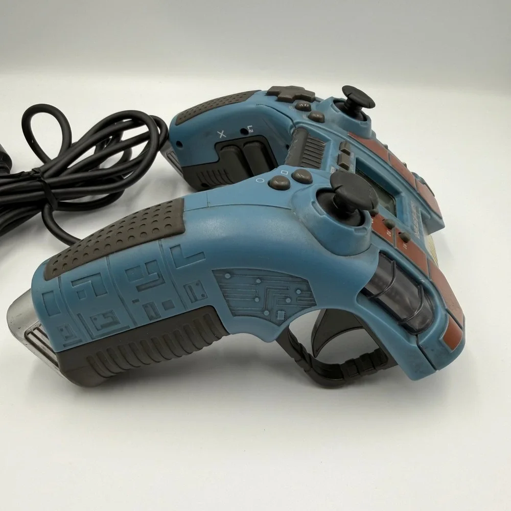 Radica Gamester FPS Master Controller PlayStation 2 PS2 Wired Blue Industrial